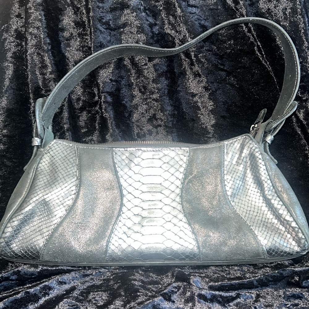 Vía Spiga clutch purse